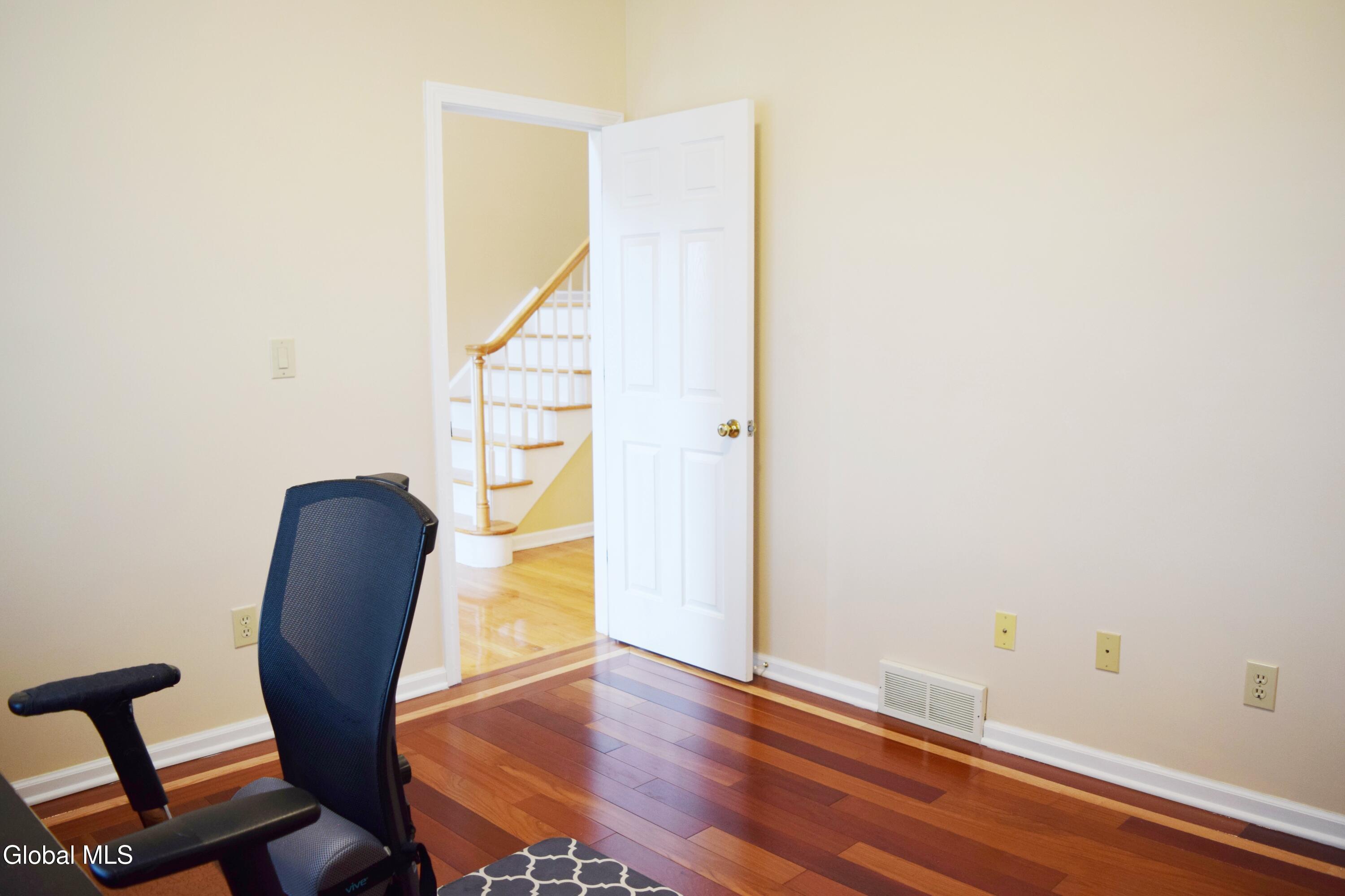 61 Indian Pipe Drive Wynantskill NY 12198