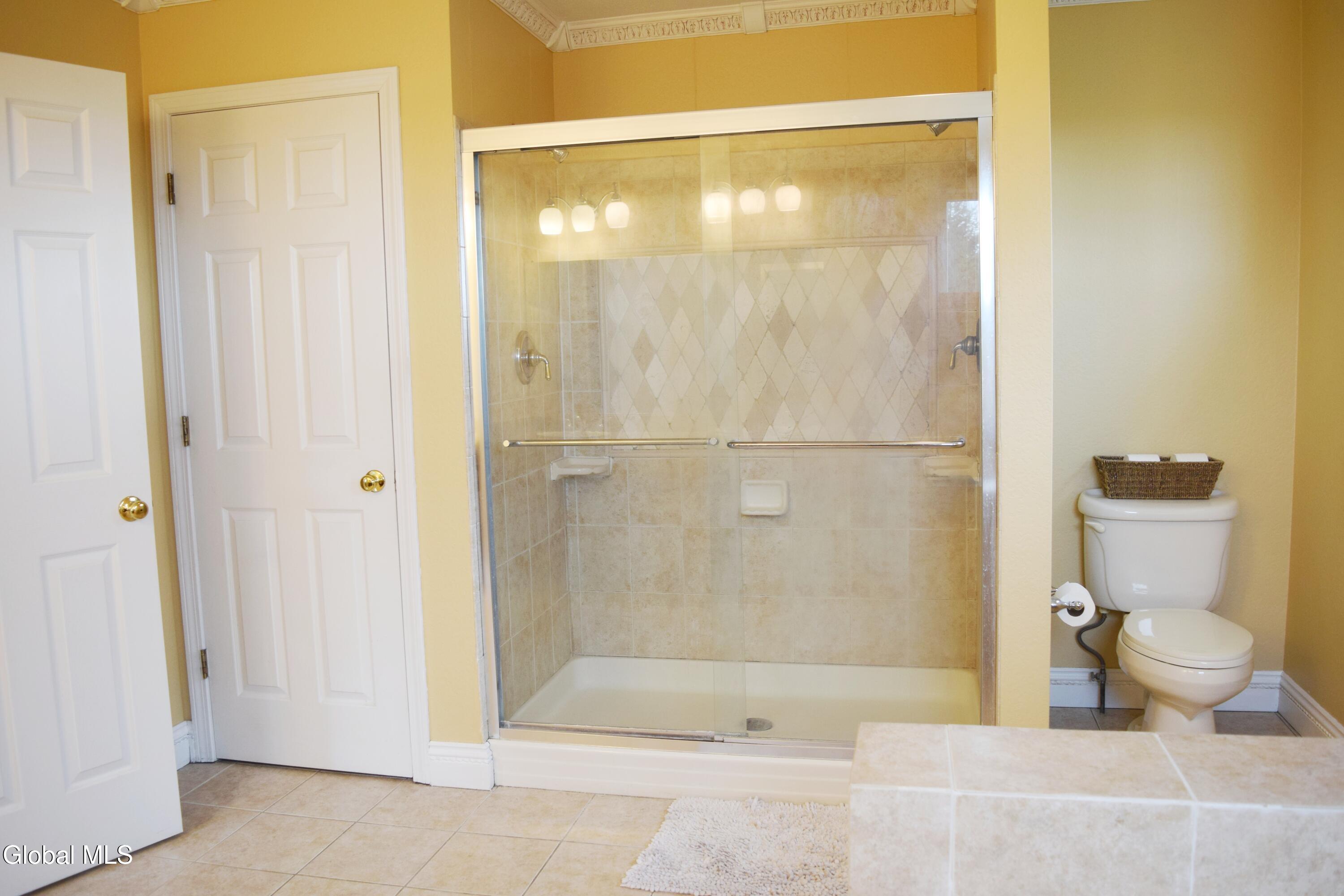 61 Indian Pipe Drive Wynantskill NY 12198