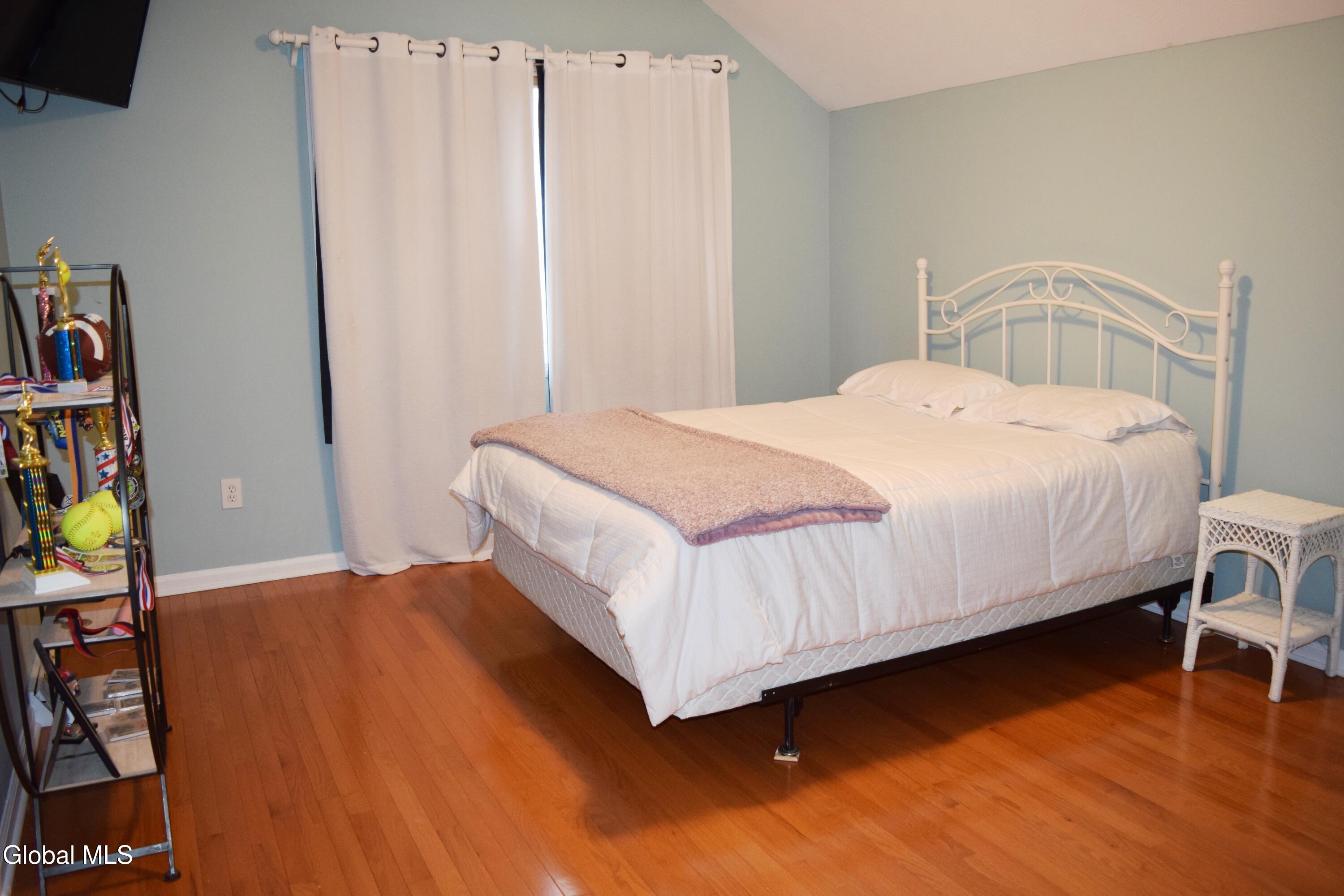 61 Indian Pipe Drive Wynantskill NY 12198