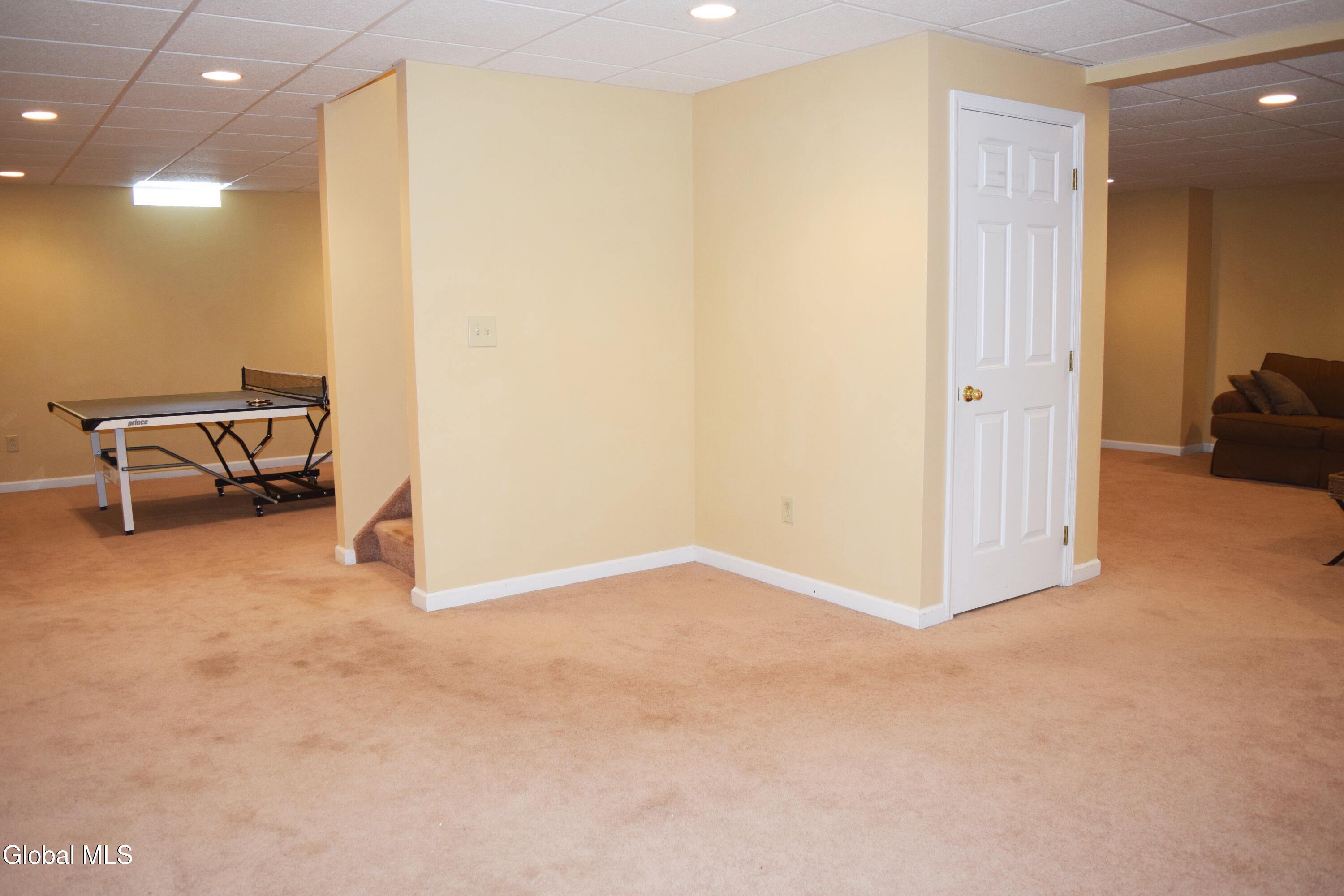 61 Indian Pipe Drive Wynantskill NY 12198