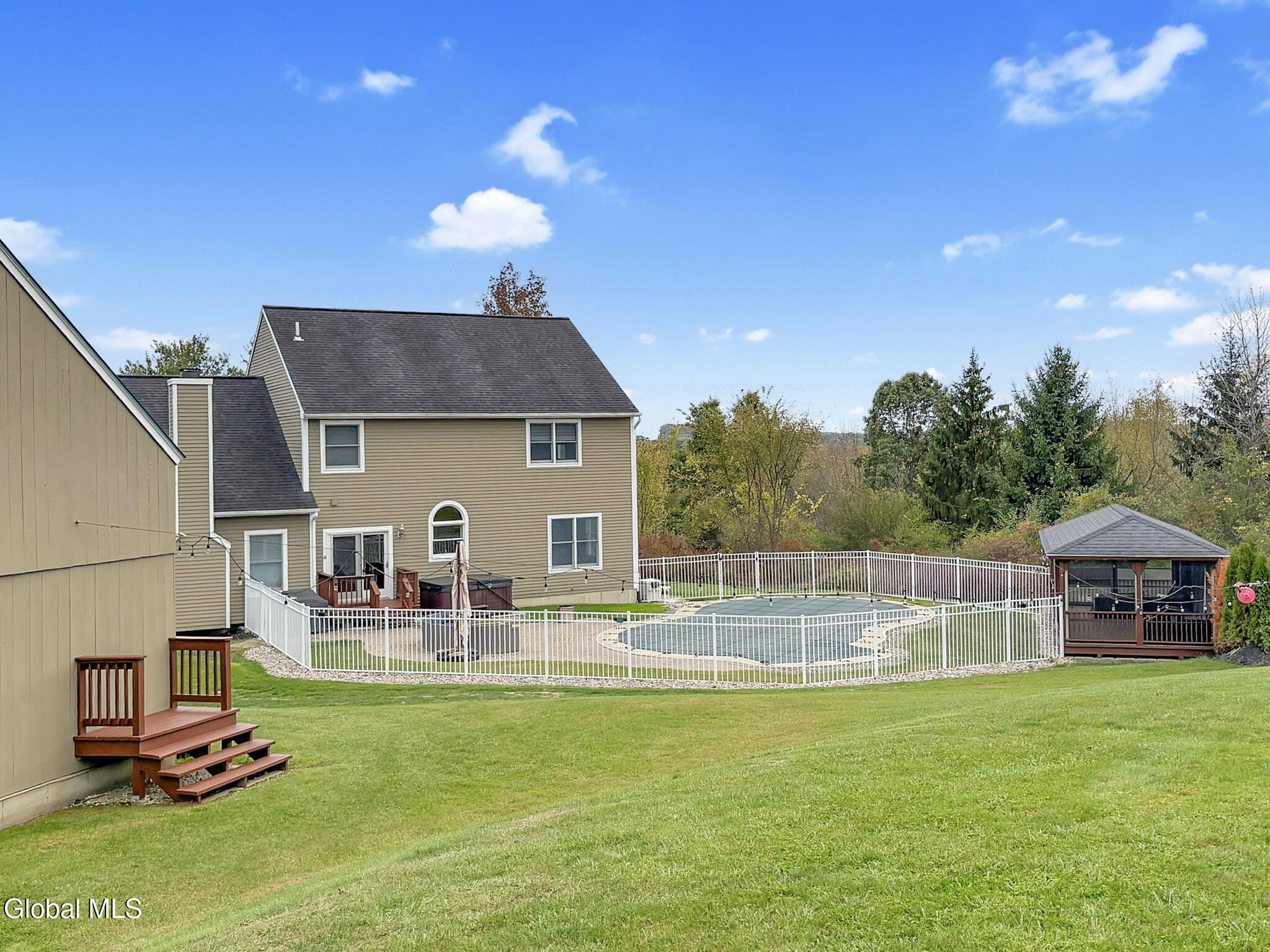 61 Indian Pipe Drive Wynantskill NY 12198