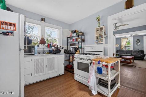 190 Greenlawn Avenue Schenectady NY 12306