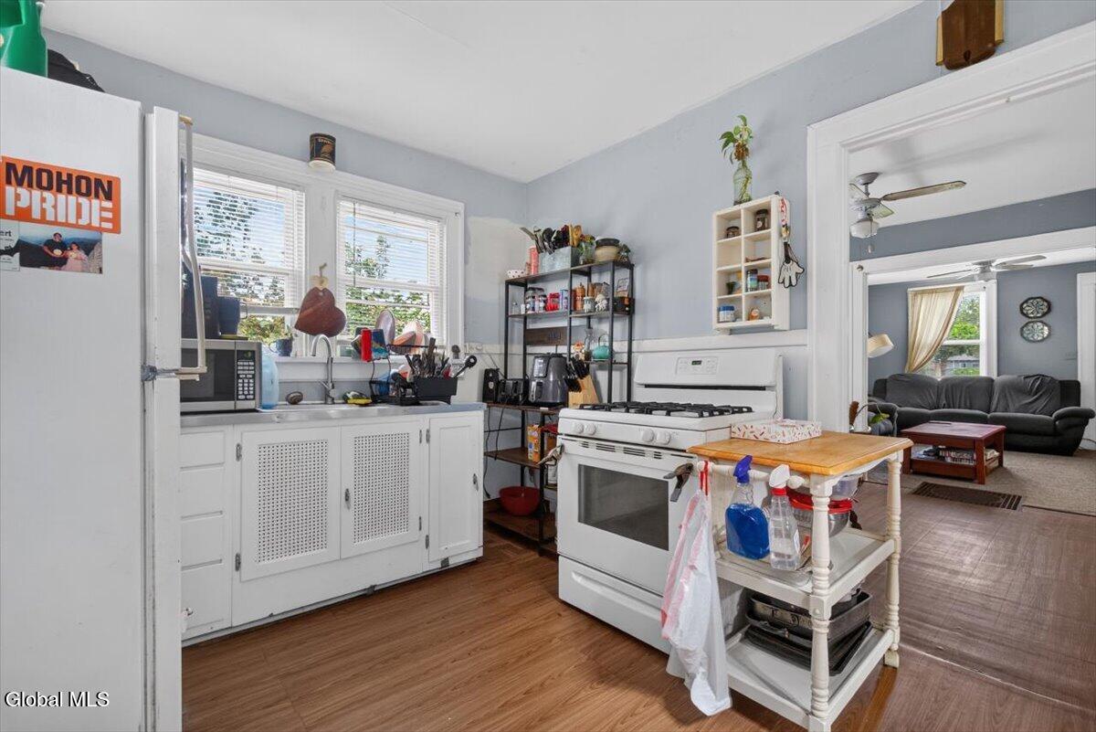190 Greenlawn Avenue Schenectady NY 12306