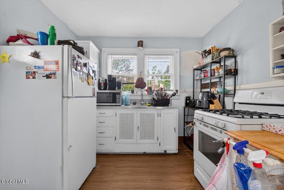 190 Greenlawn Avenue Schenectady NY 12306