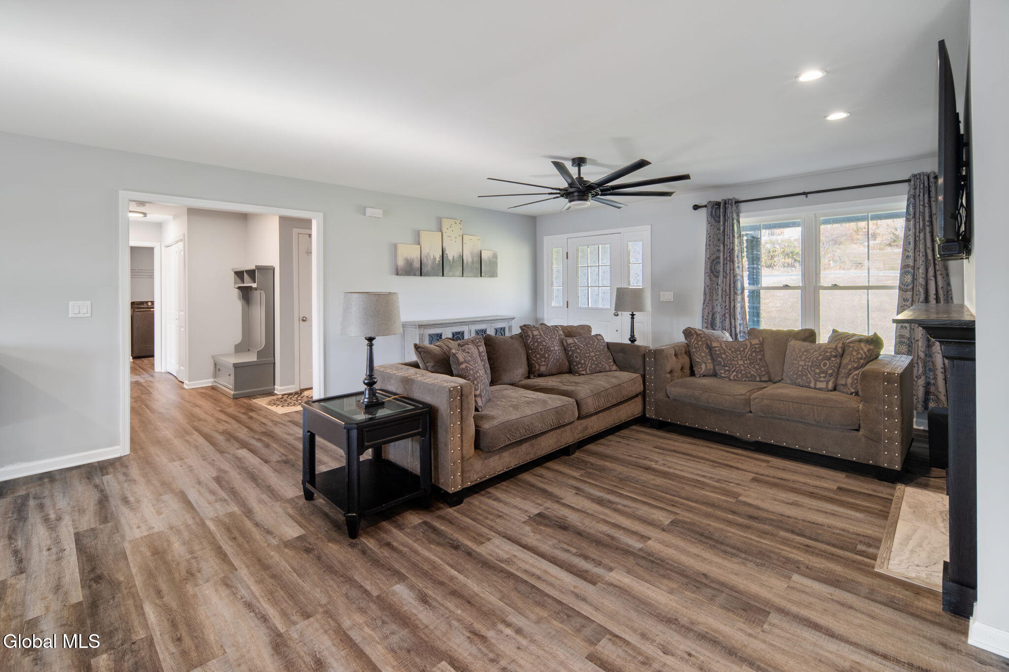 526 Shun Pike Sloansville NY 12160