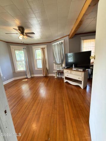 1033 Eastern Avenue Schenectady NY 12308