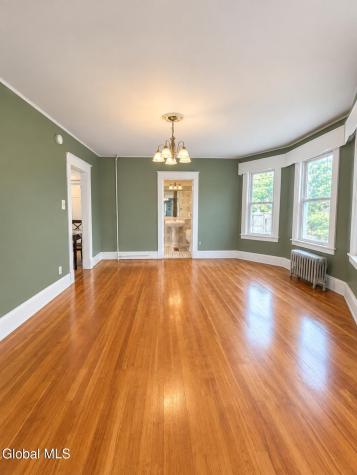 1033 Eastern Avenue Schenectady NY 12308