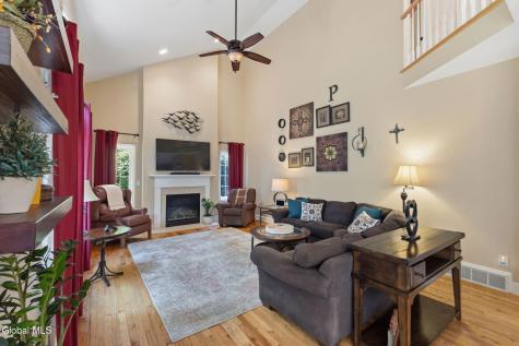 46 Mann Boulevard Halfmoon NY 12065