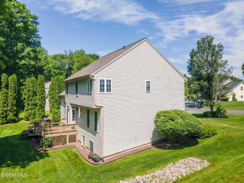 46 Mann Boulevard Halfmoon NY 12065