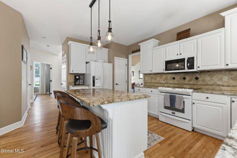 46 Mann Boulevard Halfmoon NY 12065