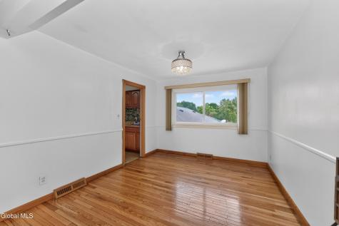 37 Marwill Street Albany NY 12209