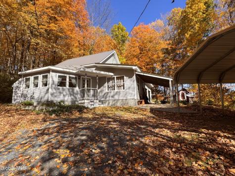 6 Moon Road Argyle NY 12809