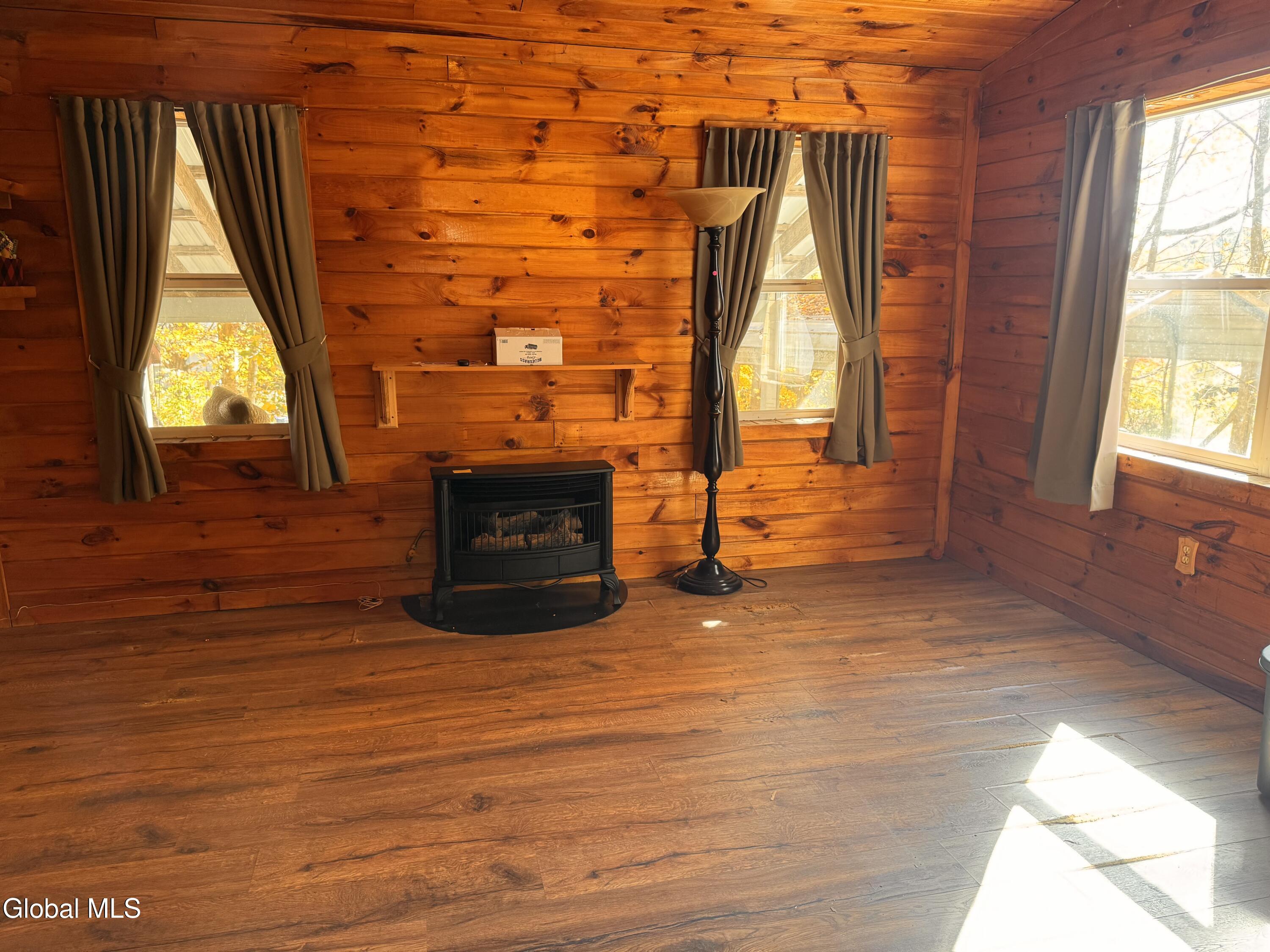 6 Moon Road Argyle NY 12809