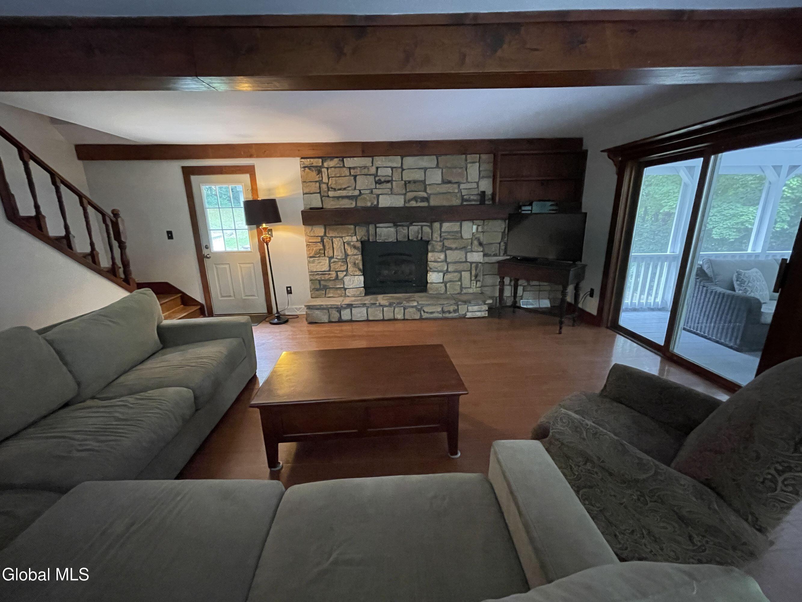 17 Johnny Cake Hollow Road Melrose NY 12121