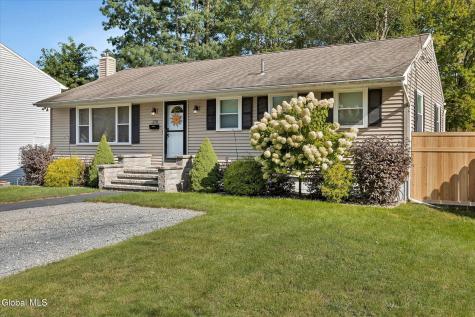 270 Daniels Avenue Schenectady NY 12304