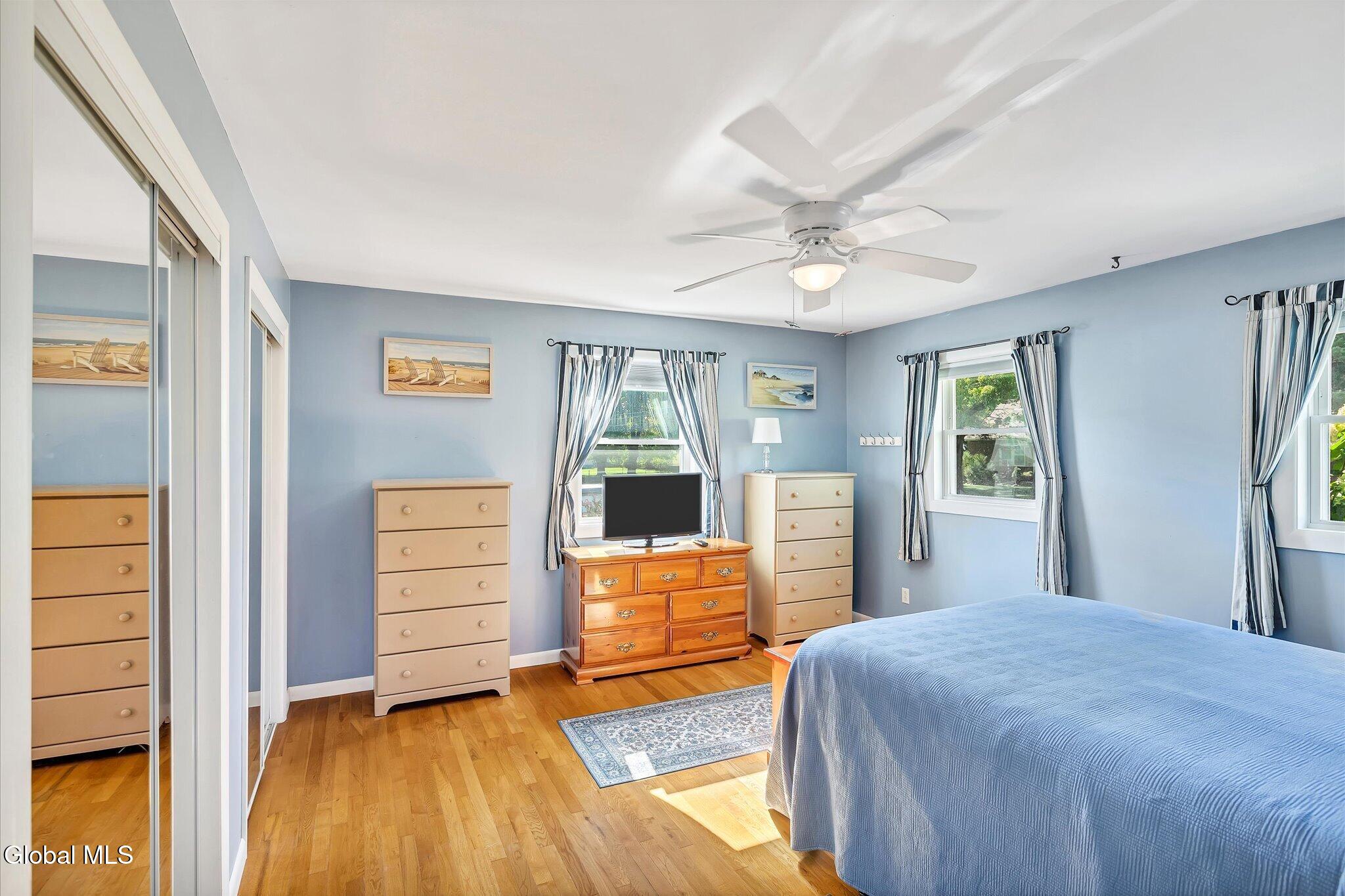 270 Daniels Avenue Schenectady NY 12304