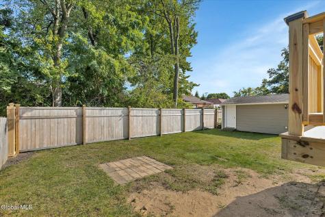 270 Daniels Avenue Schenectady NY 12304