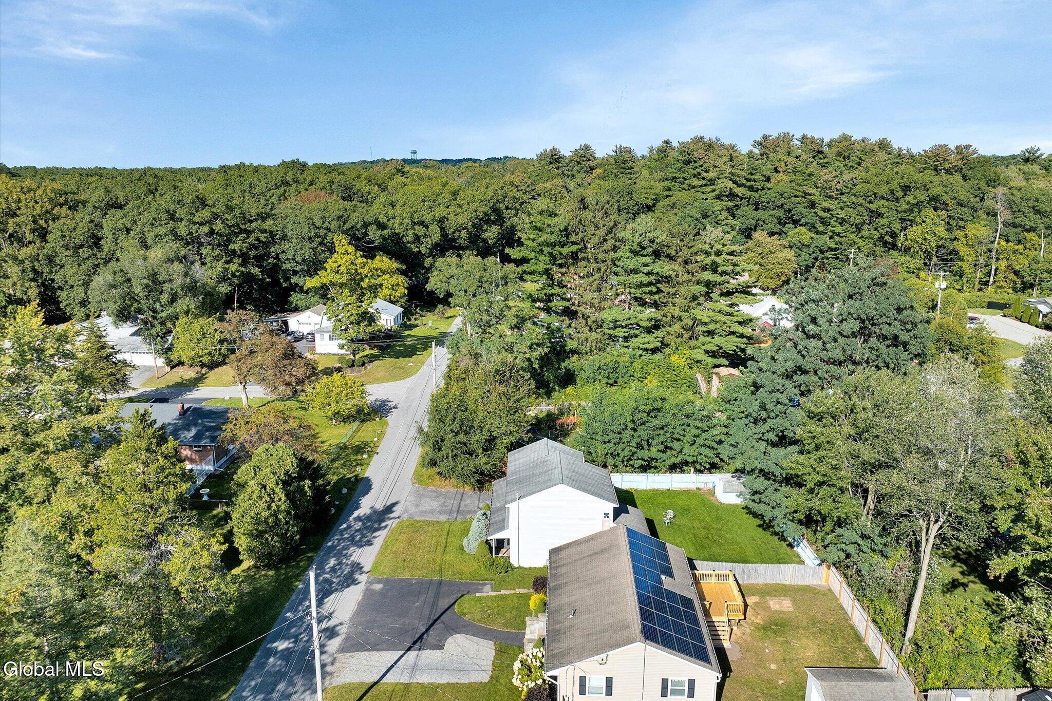 270 Daniels Avenue Schenectady NY 12304