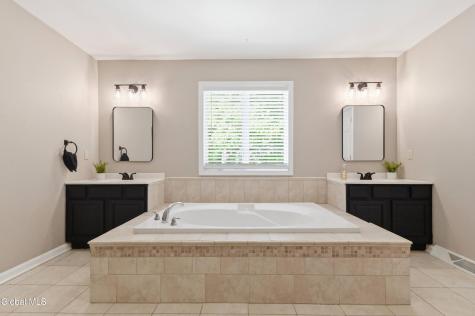 2 Magnolia Lane Ballston Lake NY 12019