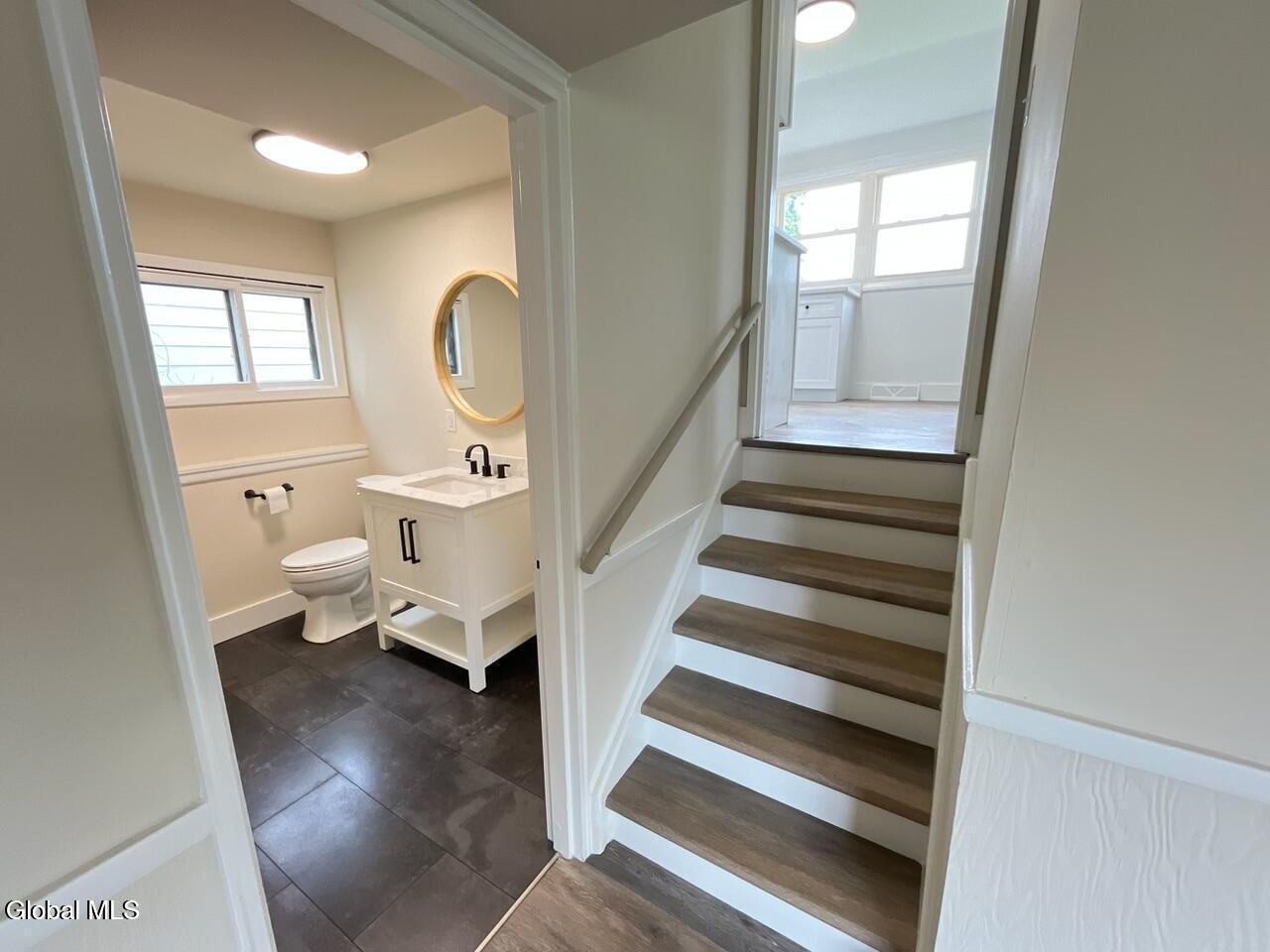 9 Dover Drive Latham NY 12110