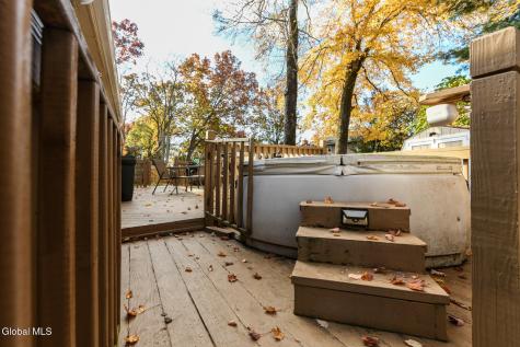 82 Brockley Drive Delmar NY 12054