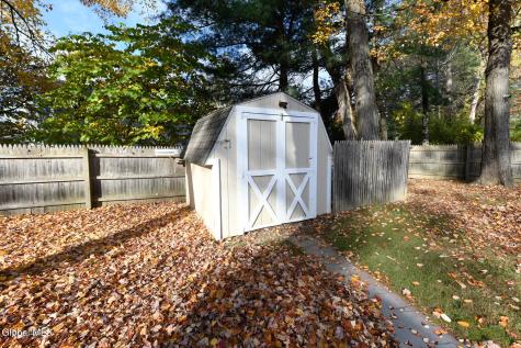 82 Brockley Drive Delmar NY 12054