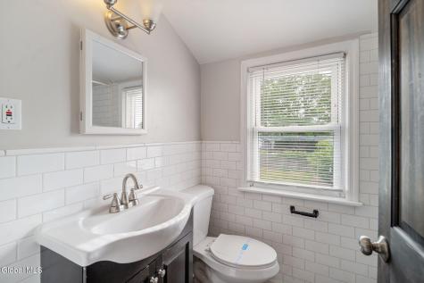 2115 Fiero Avenue Schenectady NY 12303