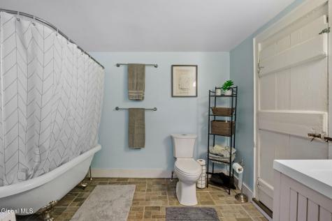 1612 W Glenville Road Amsterdam NY 12010