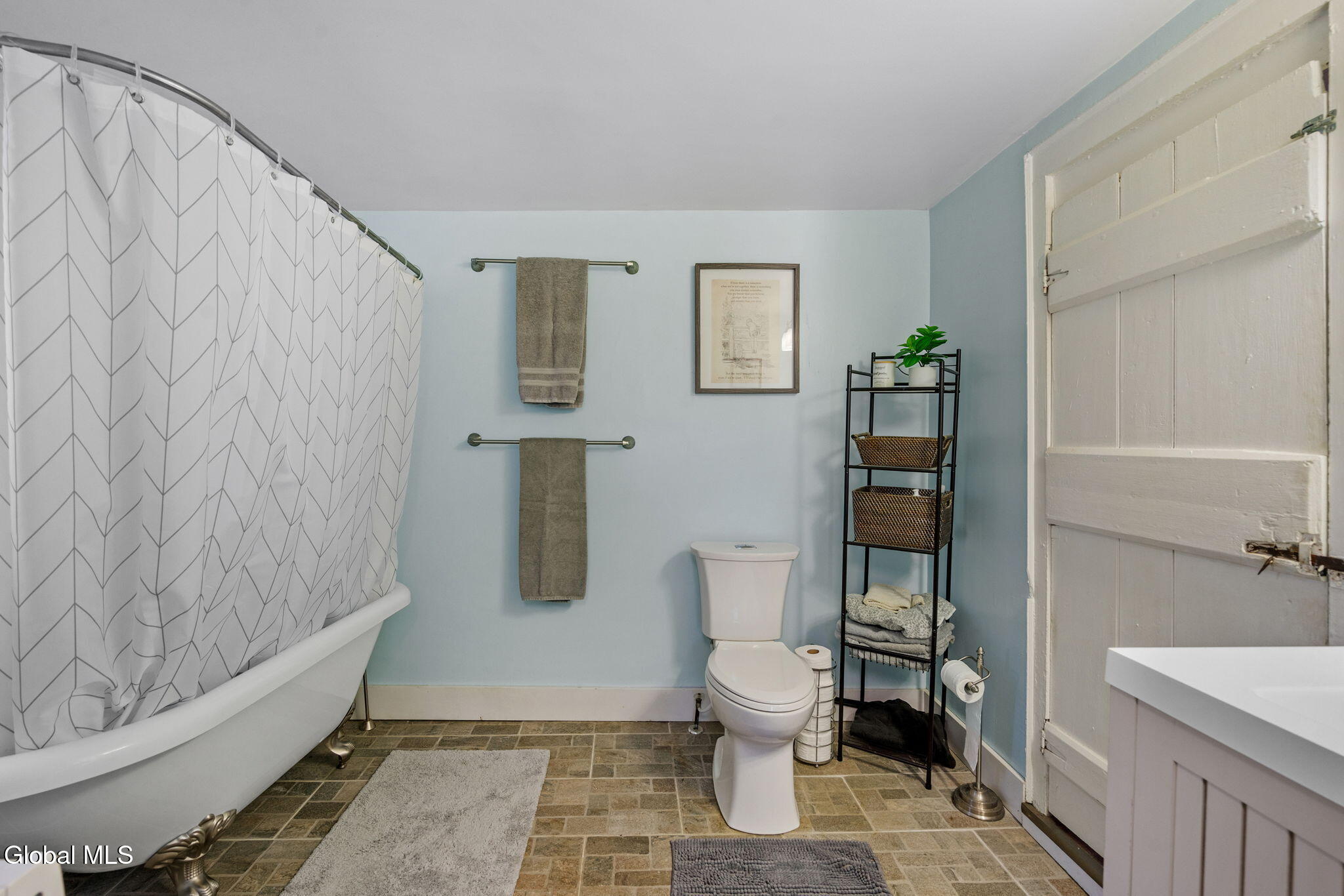 1612 W Glenville Road Amsterdam NY 12010