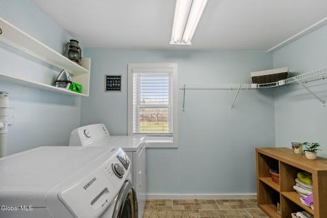 1612 W Glenville Road Amsterdam NY 12010