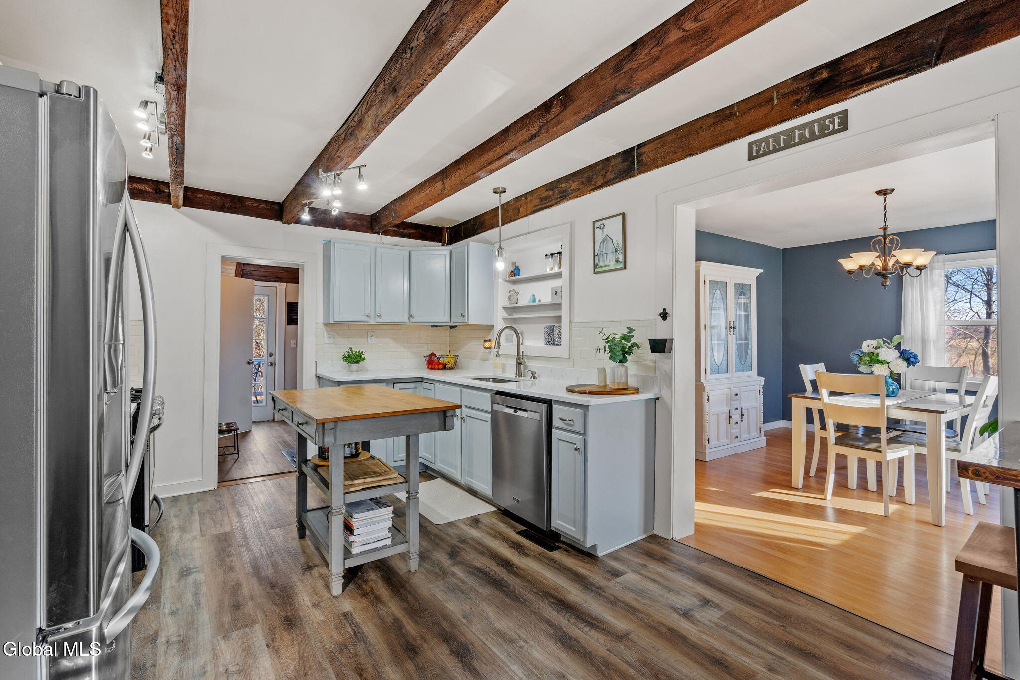 1612 W Glenville Road Amsterdam NY 12010