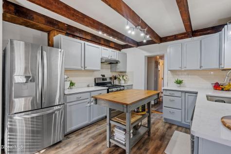 1612 W Glenville Road Amsterdam NY 12010