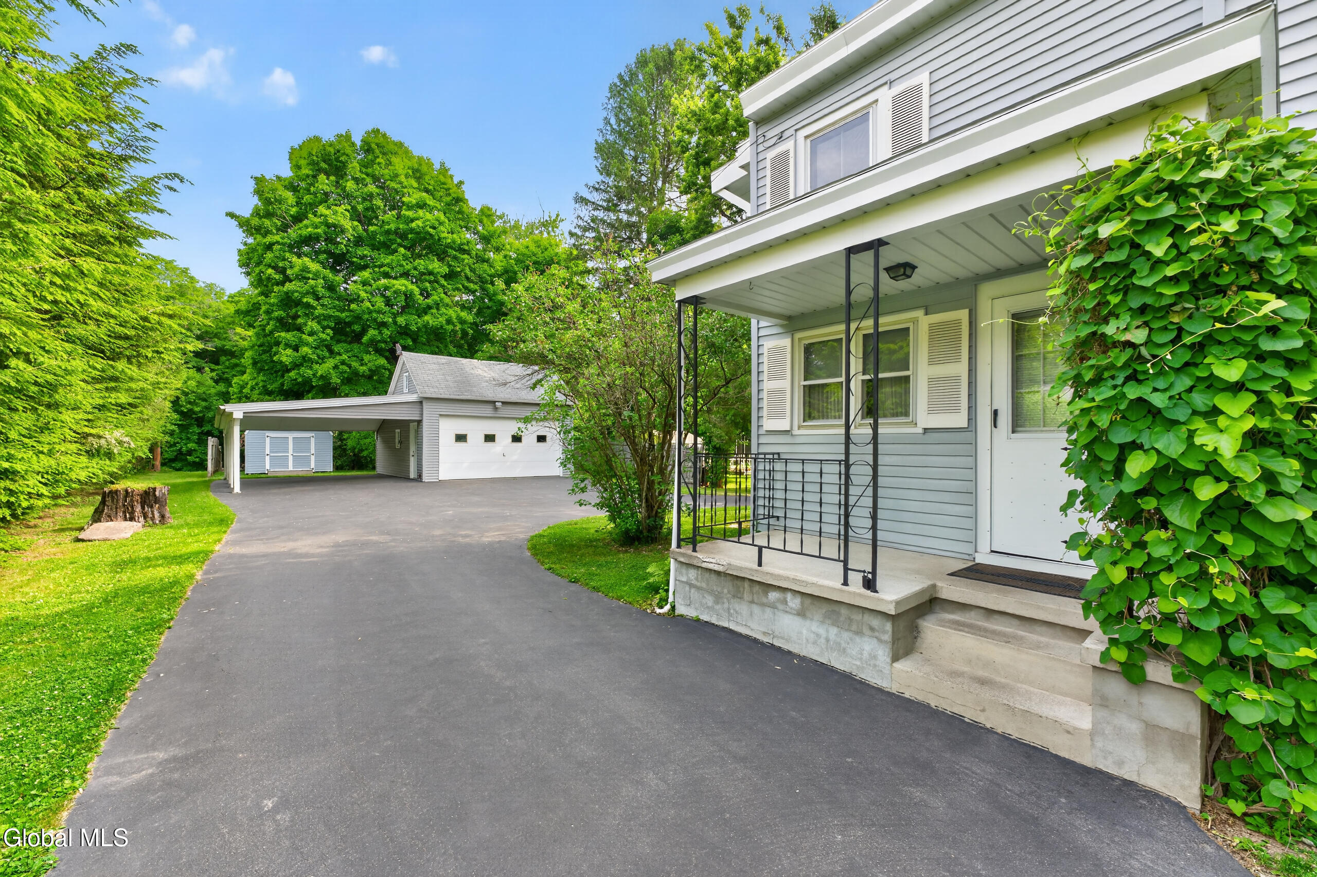57 Willowbrook Avenue South Bethlehem NY 12161