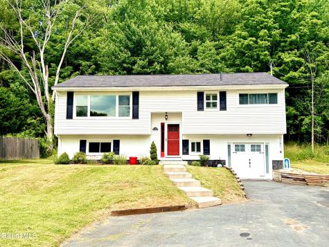 10 Williams Street Wynantskill NY 12198