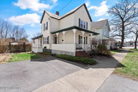 30 Andrews Street Saratoga Springs NY 12866