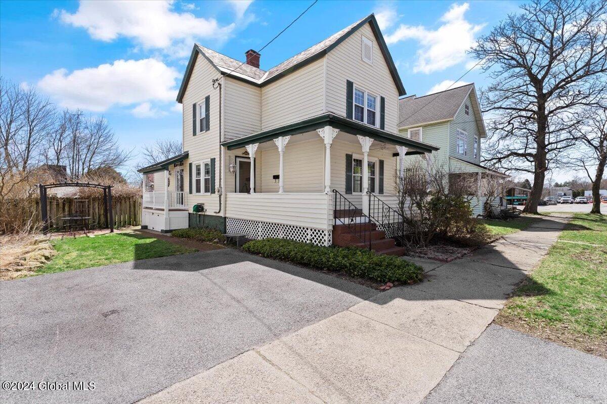 30 Andrews Street Saratoga Springs NY 12866