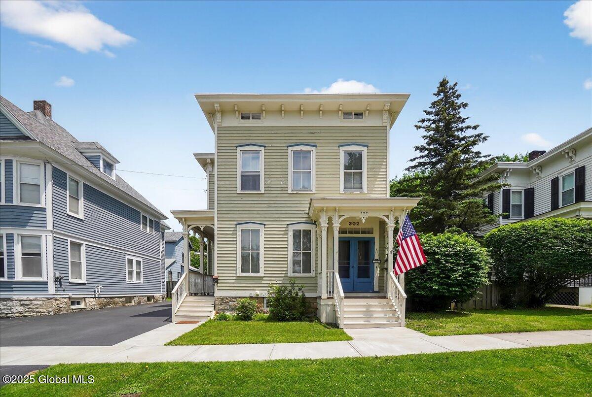 302 S William Street Johnstown NY 12095
