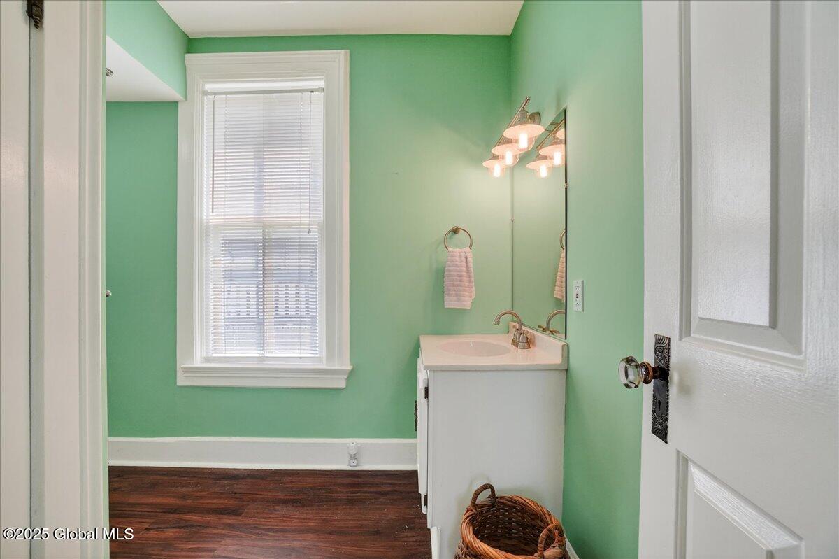 302 S William Street Johnstown NY 12095