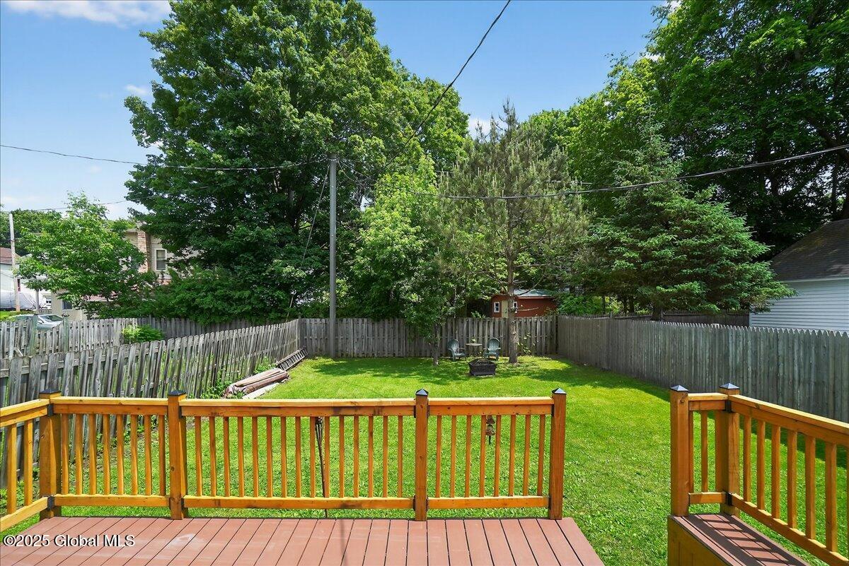 302 S William Street Johnstown NY 12095