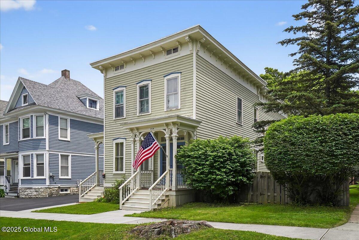 302 S William Street Johnstown NY 12095