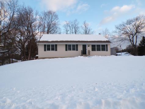 24 Clover Avenue East Greenbush NY 12061