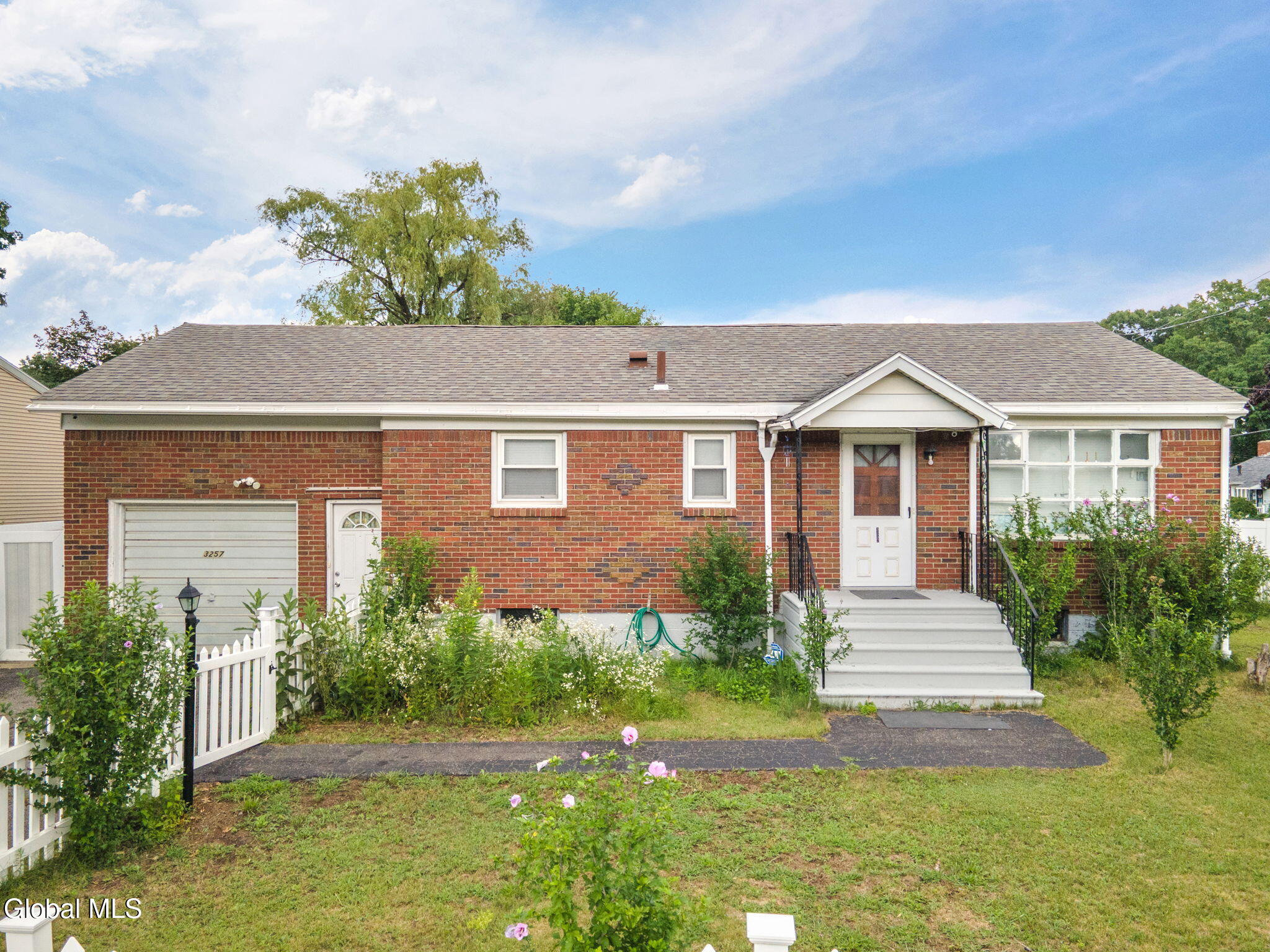 3257 Mcdonald Avenue Schenectady NY 12304