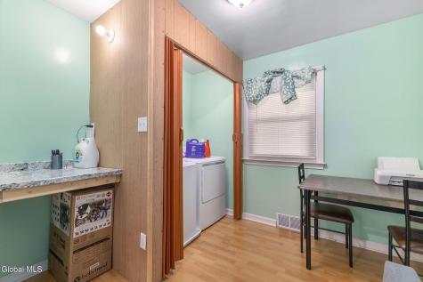 3257 Mcdonald Avenue Schenectady NY 12304