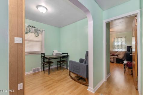 3257 Mcdonald Avenue Schenectady NY 12304