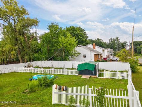 3257 Mcdonald Avenue Schenectady NY 12304