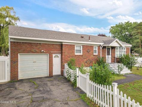 3257 Mcdonald Avenue Schenectady NY 12304