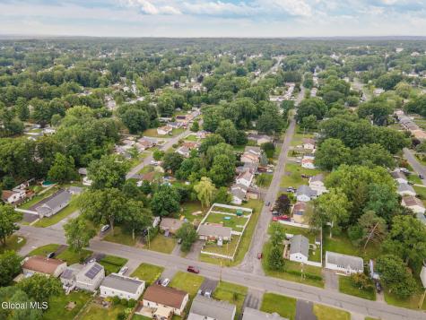 3257 Mcdonald Avenue Schenectady NY 12304