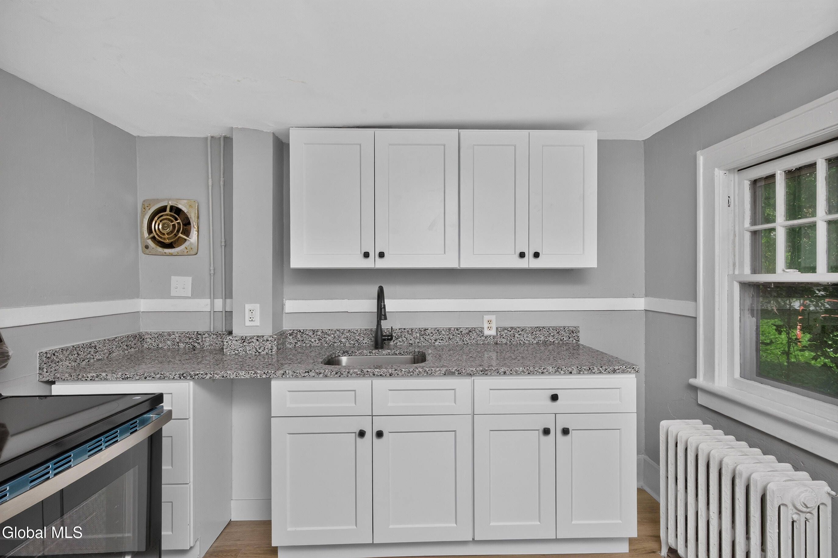3034 7th Avenue Troy NY 12180