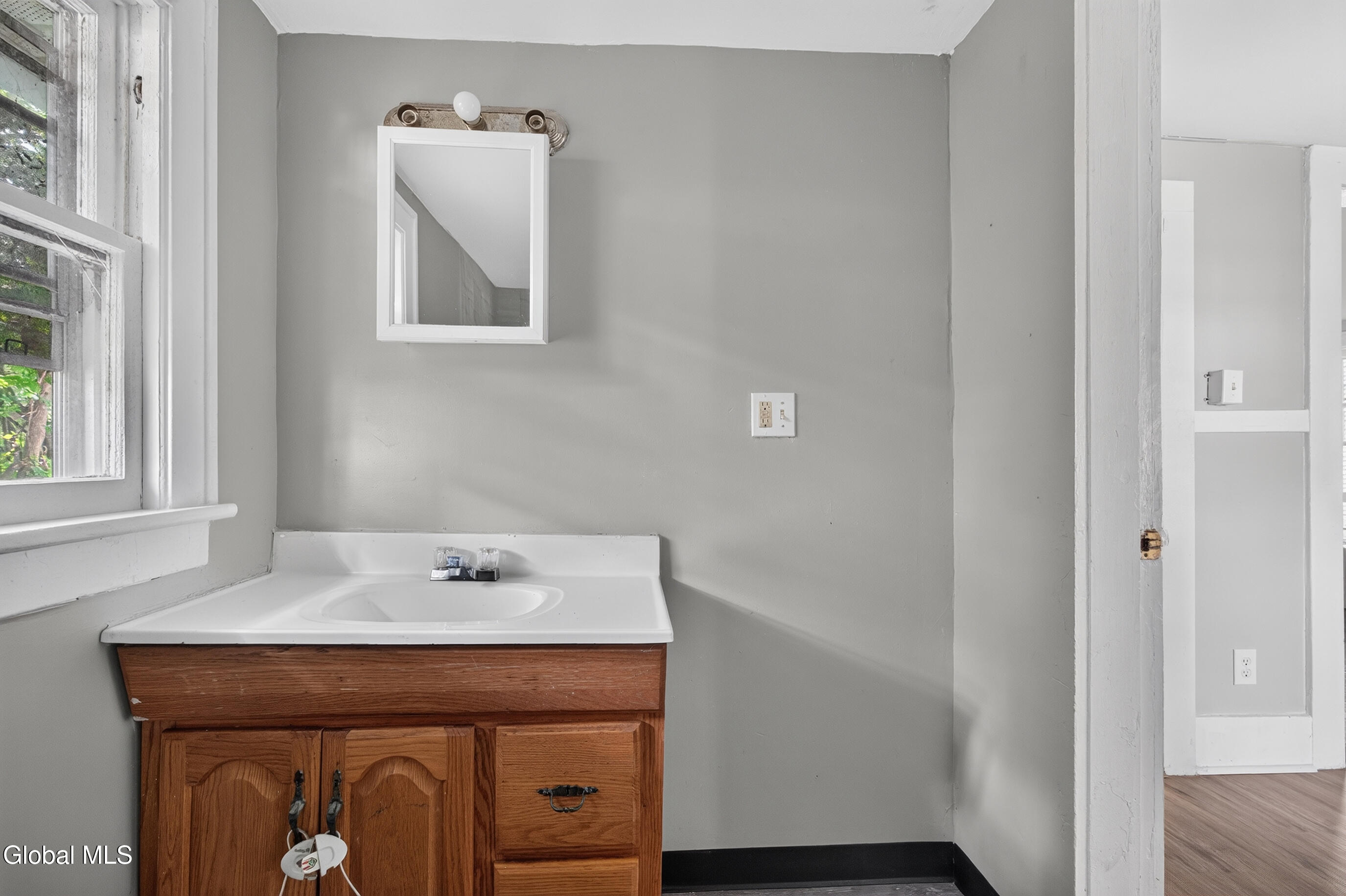 3034 7th Avenue Troy NY 12180