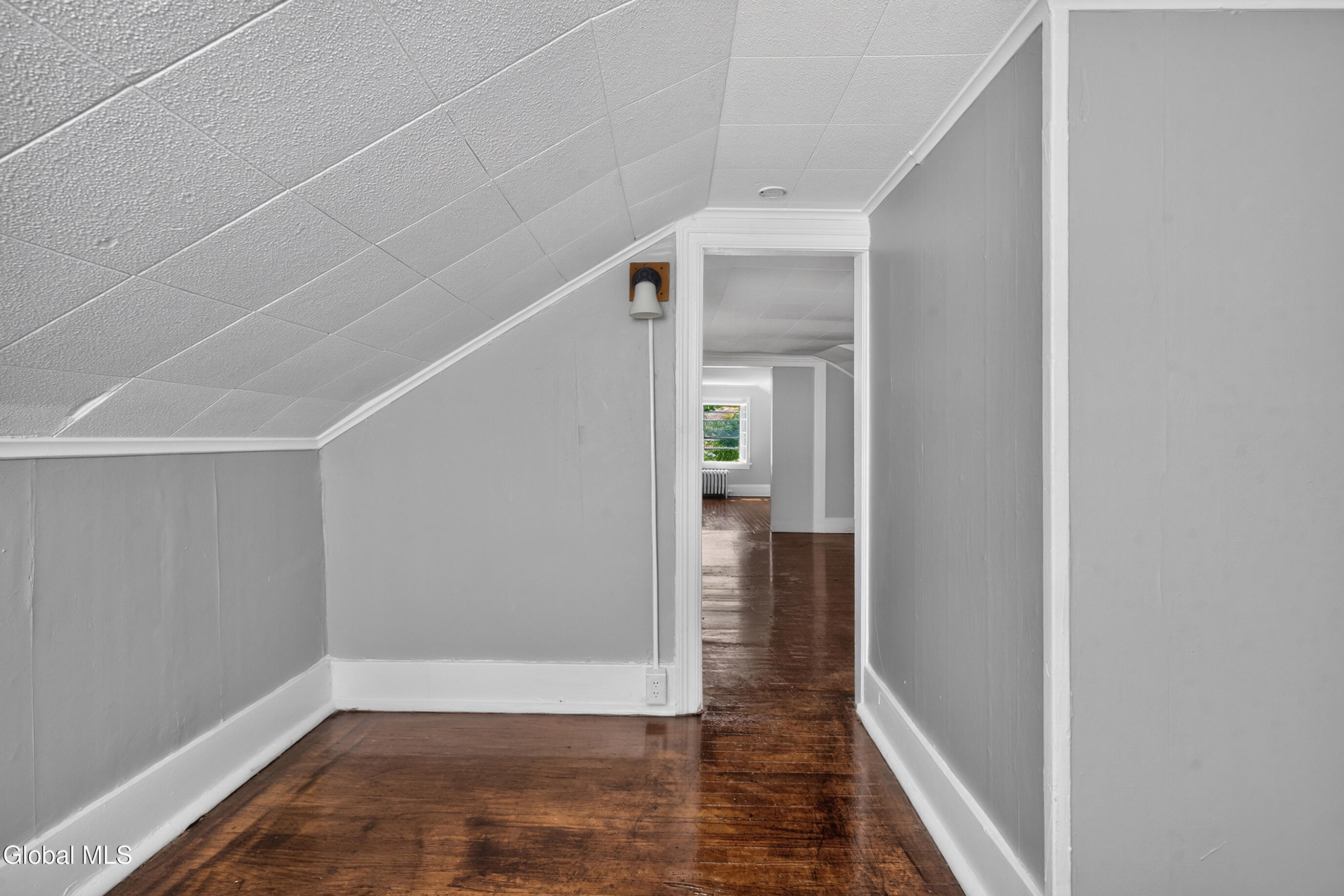 3034 7th Avenue Troy NY 12180